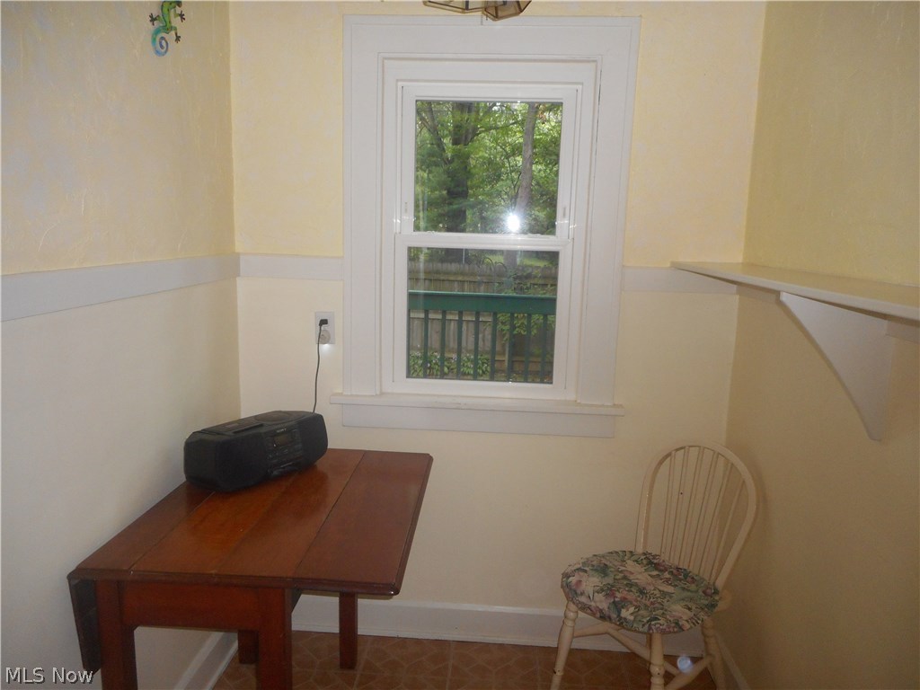 3882 Northampton Road Cleveland Heights, OH 44121 - Photo 7 of 15