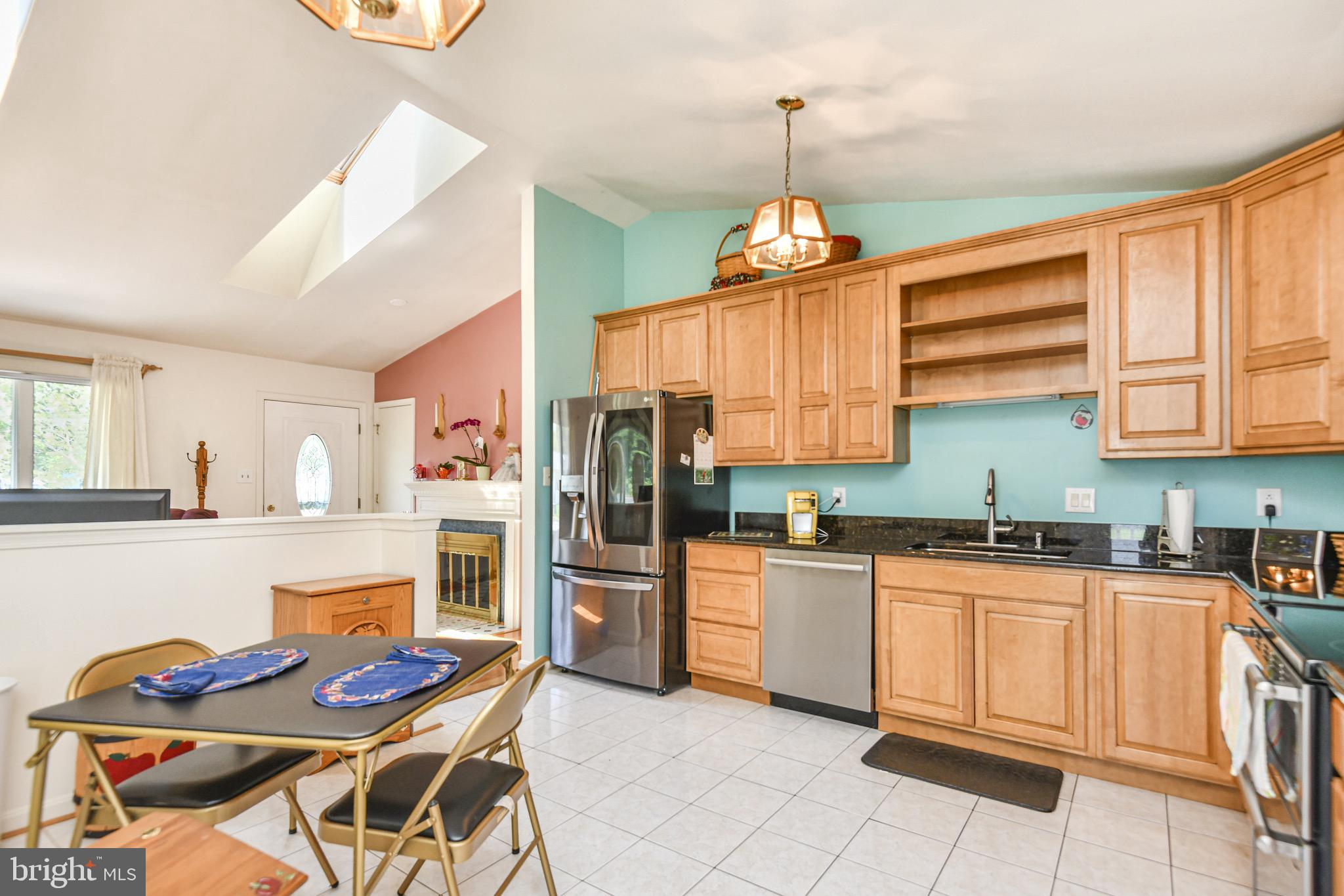 10291 Abbott Road Manassas, VA 20110 - Photo 5 of 26 Kitchen