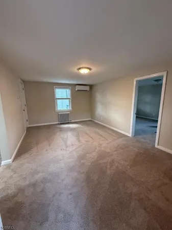 $1,975 | 8 Cedar Street, South Bound Brook, NJ 08880