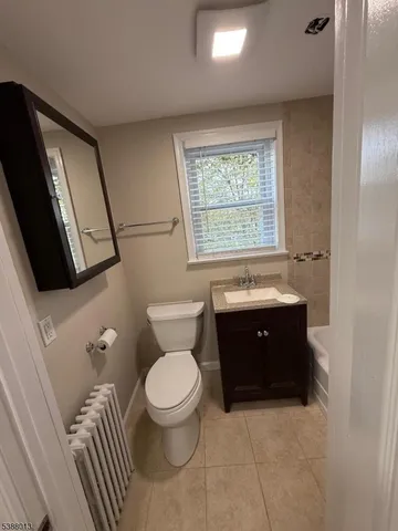 $2,100 | 8 Cedar Street, South Bound Brook, NJ 08880