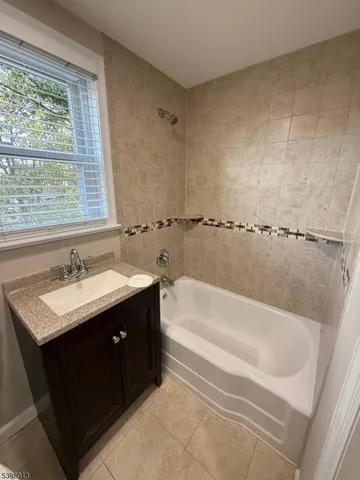 $2,100 | 8 Cedar Street, South Bound Brook, NJ 08880