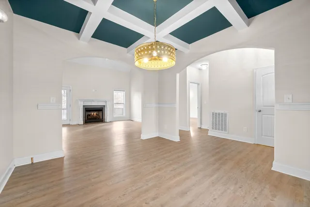 $2,300 | 186 Towes Lane, Clarksville, TN 37043