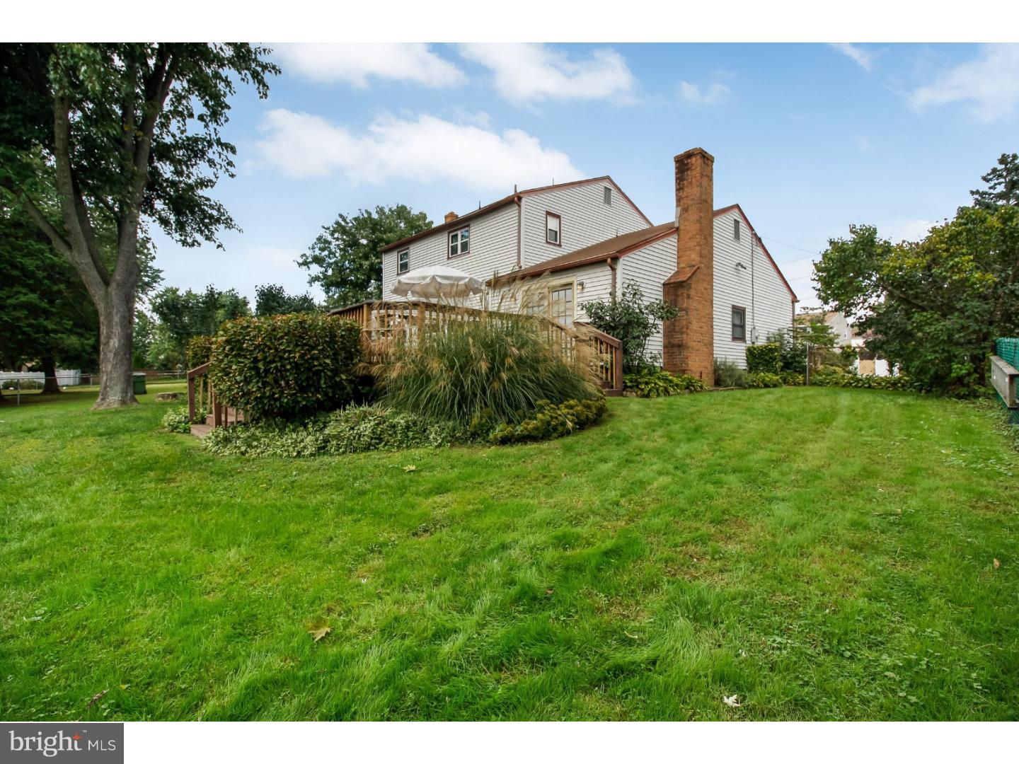 121 Champlain Road Evesham, NJ 08053 - Photo 5 of 12 Gallery Image 5