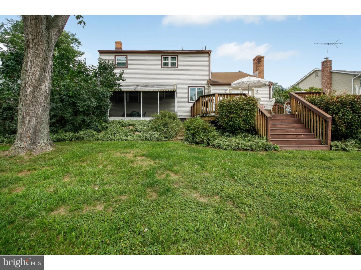 121 Champlain Road Evesham, NJ 08053 - Photo 6 of 12 Gallery Image 6