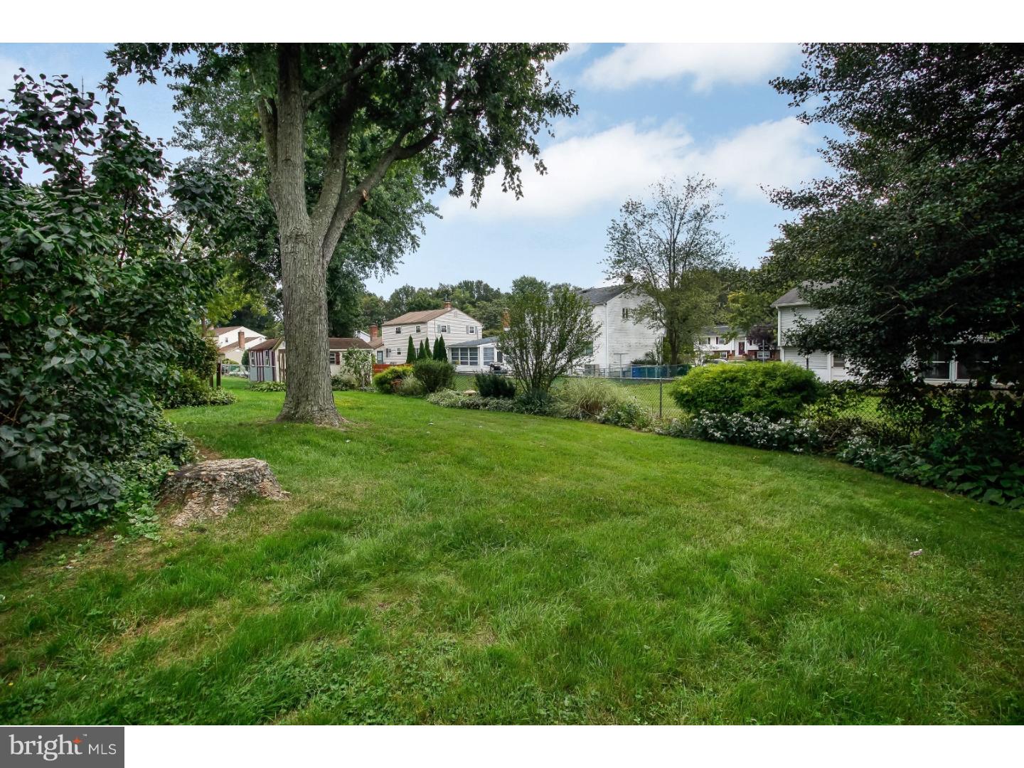 121 Champlain Road Evesham, NJ 08053 - Photo 8 of 12 Gallery Image 8