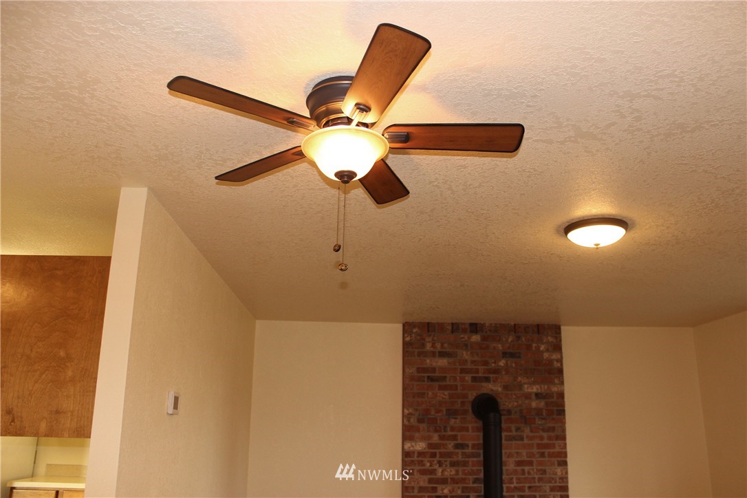 18007 Wakly Lane Southwest Rochester, WA 98579 - Photo 11 of 18