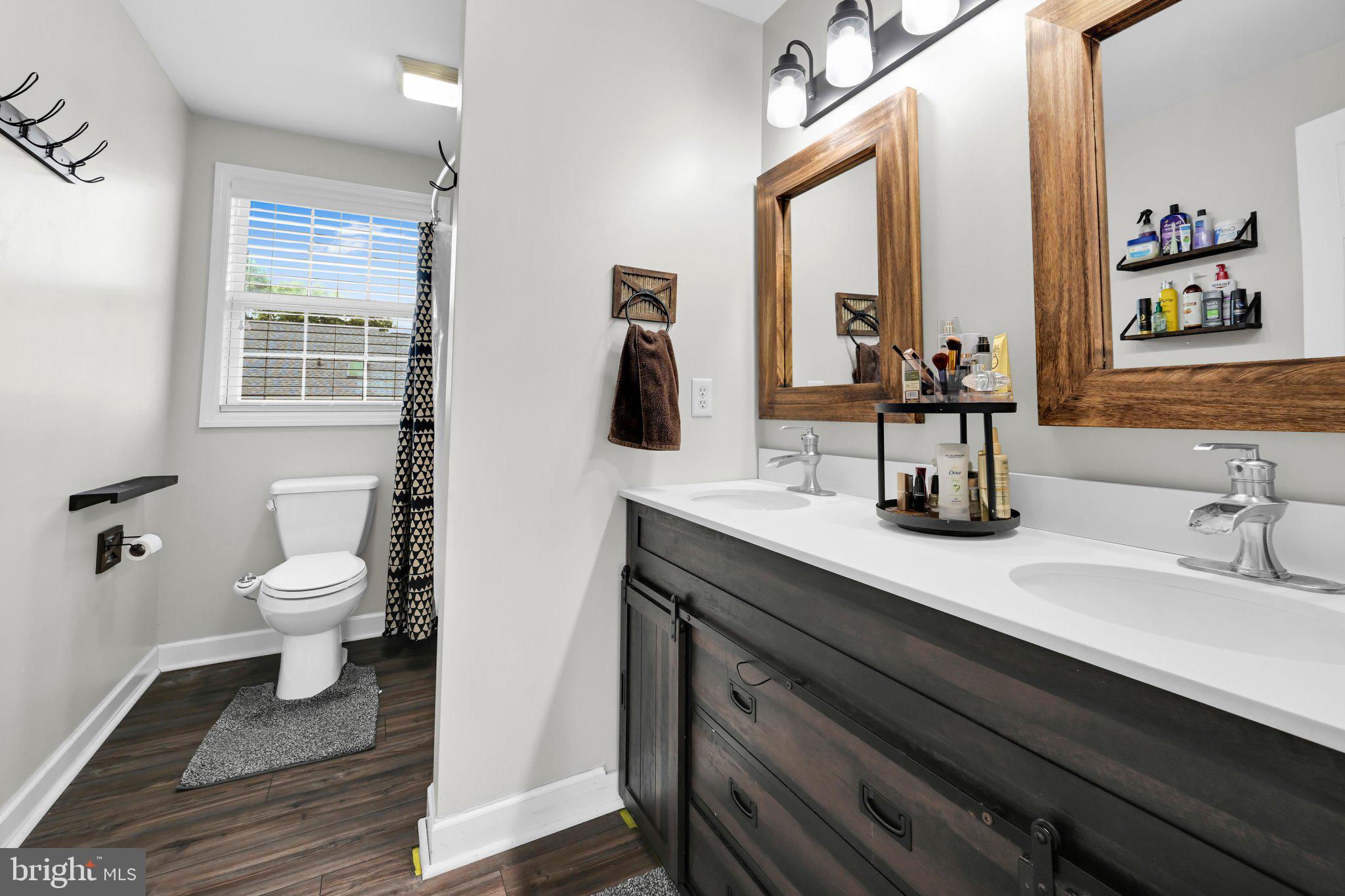 1018 Shilo Street Reading, PA 19605 - Photo 21 of 41 Primary Bathroom