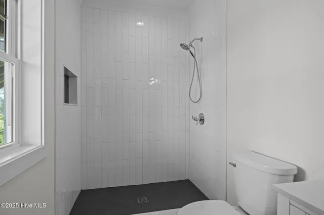 $1,295,000 | 325 Anson Road, Beaufort, NC 28516