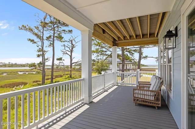 $1,295,000 | 325 Anson Road, Beaufort, NC 28516