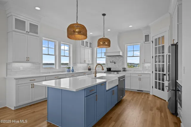 $1,295,000 | 325 Anson Road, Beaufort, NC 28516