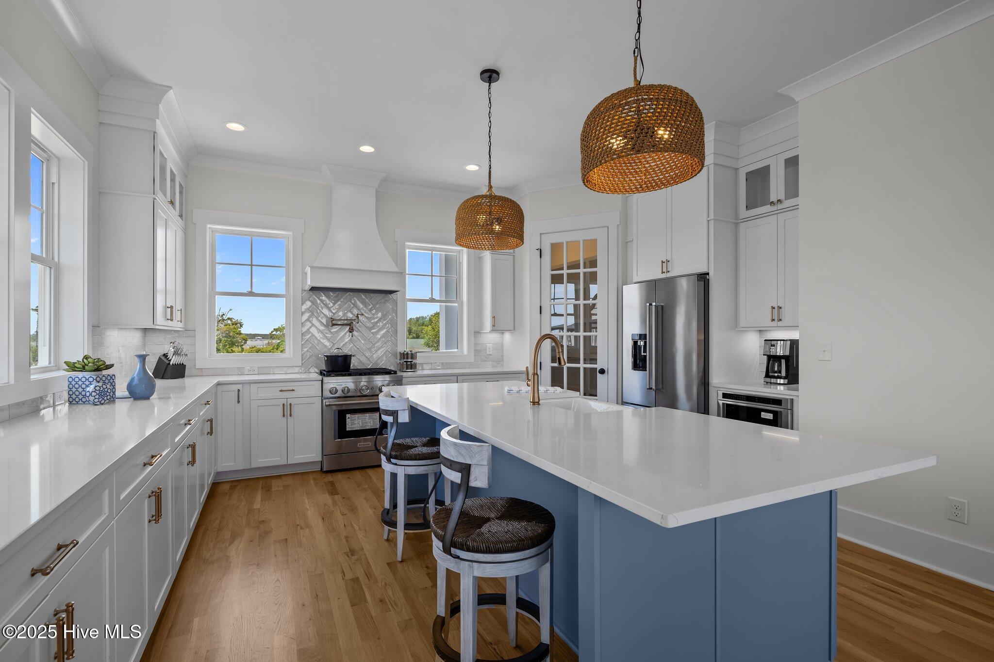 325 Anson Road Beaufort, NC 28516 - Photo 5 of 45 17-web-or-mls-1S3A2884