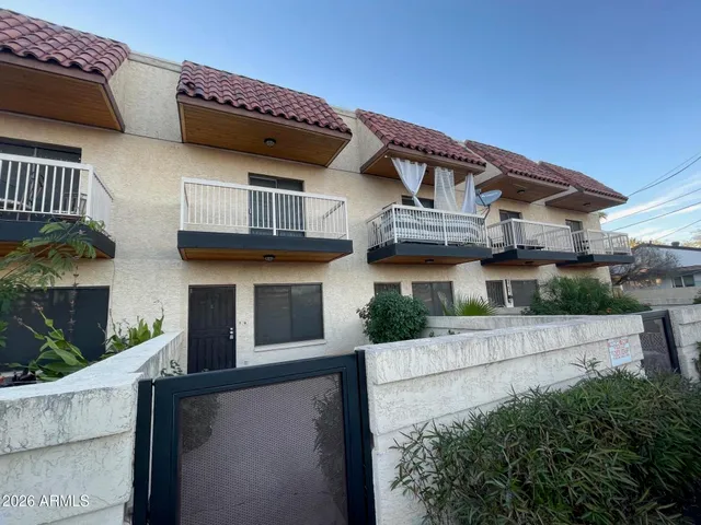 $1,595 | 5830 North 10th Street, Unit 2, Phoenix, AZ 85014