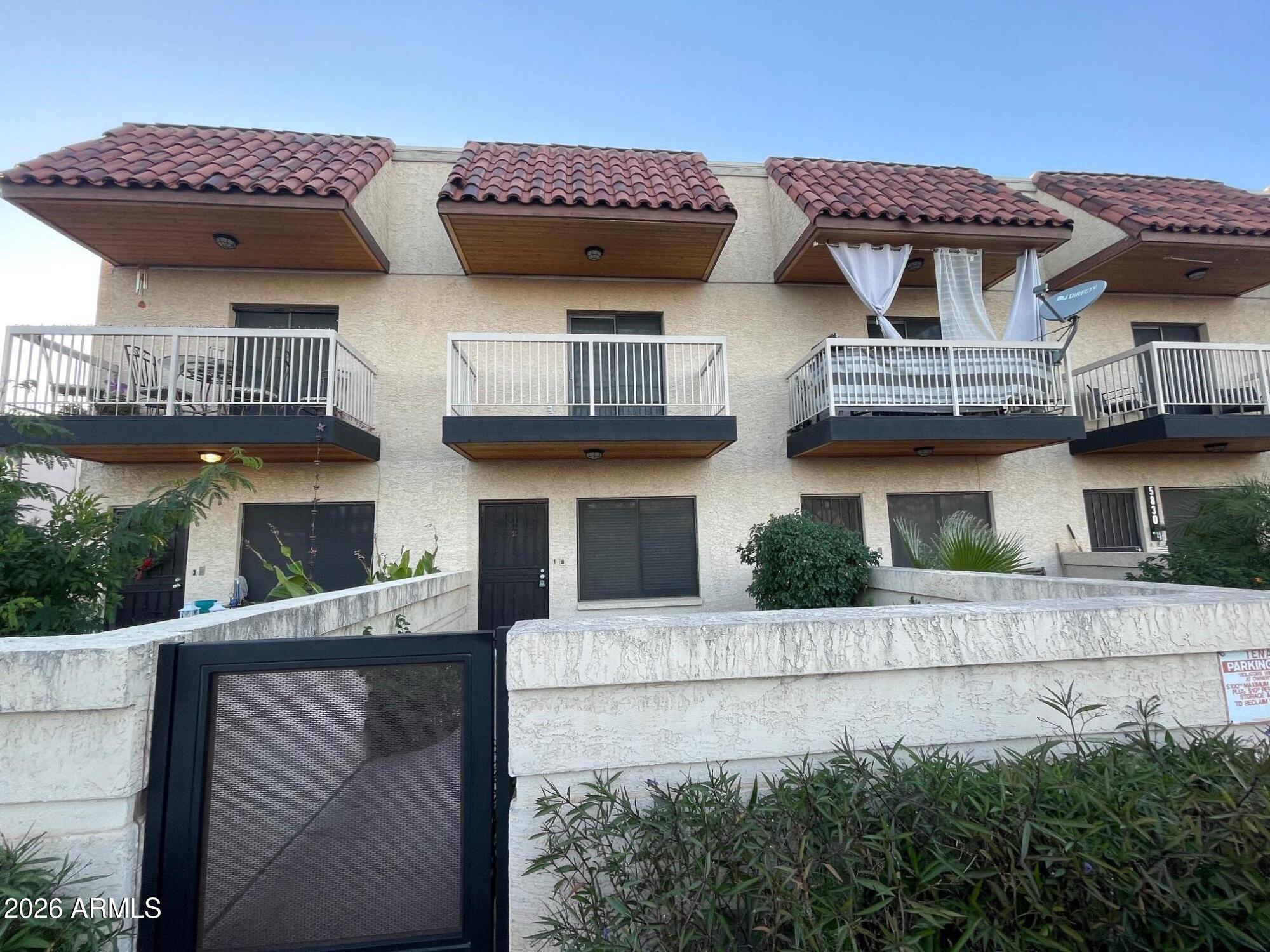 5830 North 10th Street, Unit 2 Phoenix, AZ 85014 - Photo 2 of 39 Front