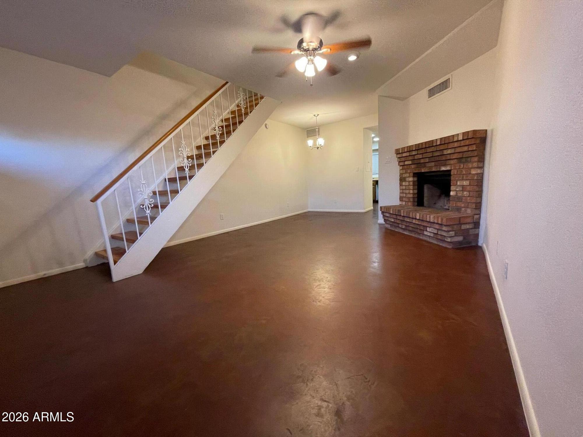 5830 North 10th Street, Unit 2 Phoenix, AZ 85014 - Photo 8 of 39 Great Room view 2