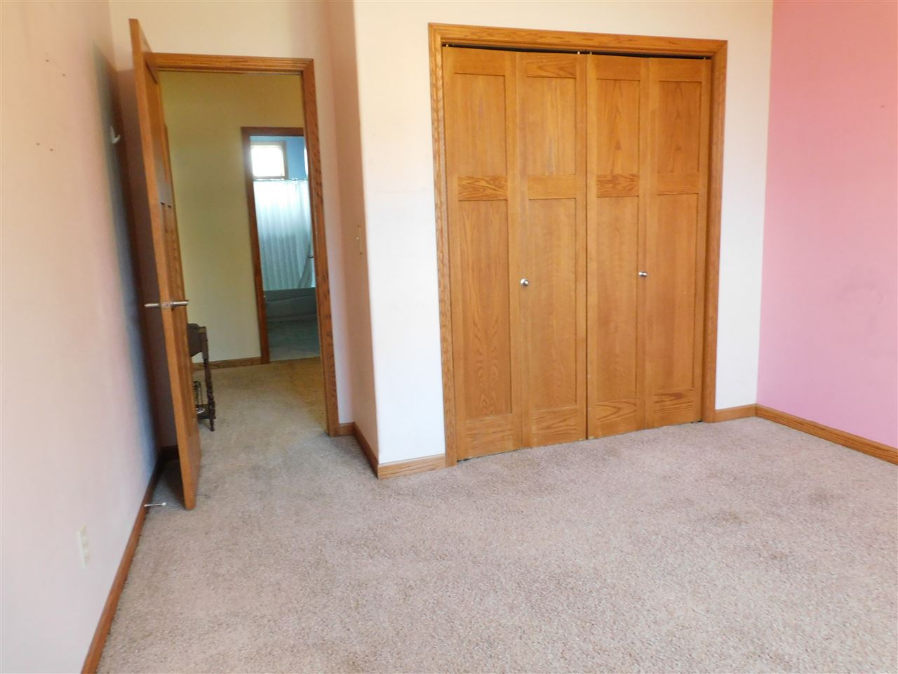 3265 Bloods Point Road Kirkland, IL 60146 - Photo 17 of 35 an empty room with closet