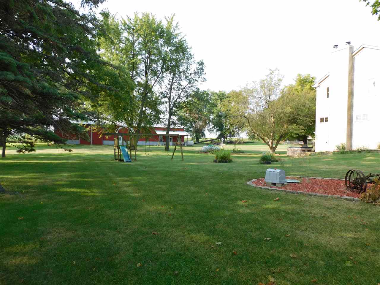 3265 Bloods Point Road Kirkland, IL 60146 - Photo 30 of 35 a view of a park with lots of trees
