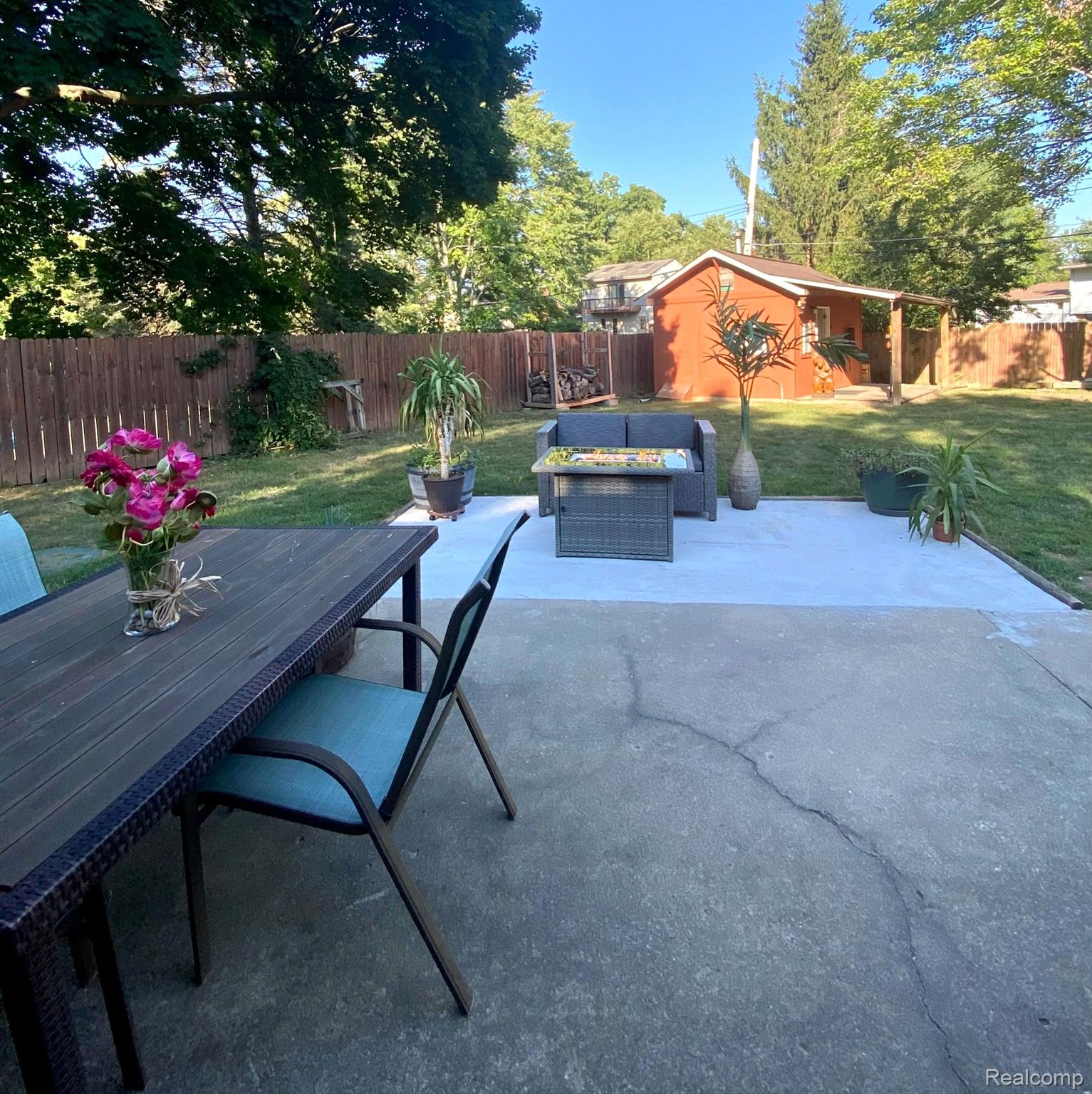 1902 Dawn Ridge Road Walled Lake, MI 48390 - Photo 25 of 39 LARGE PATIO FOR ENTERTAINING