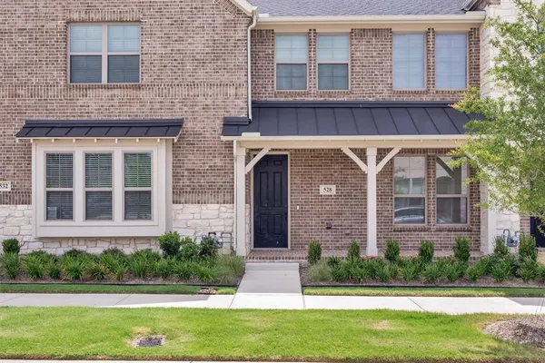 $2,650 | 528 4th Street, Argyle, TX 76226