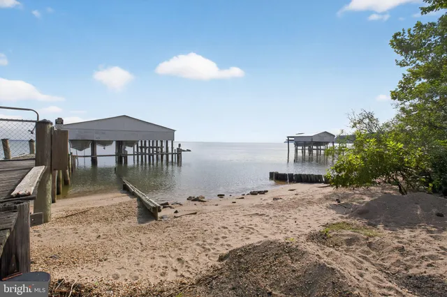 $235,000 | 141 Poland Street, Montross, VA 22520