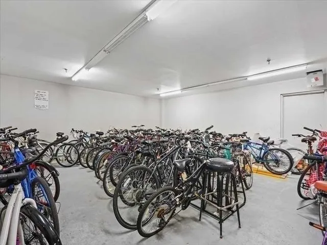 $250,000 | 133 Commander Shea Boulevard, Unit 315, Quincy, MA 02171