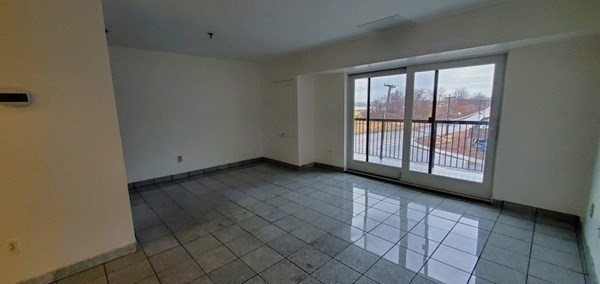 133 Commander Shea Boulevard, Unit 315 Quincy, MA 02171 - Photo 5 of 16