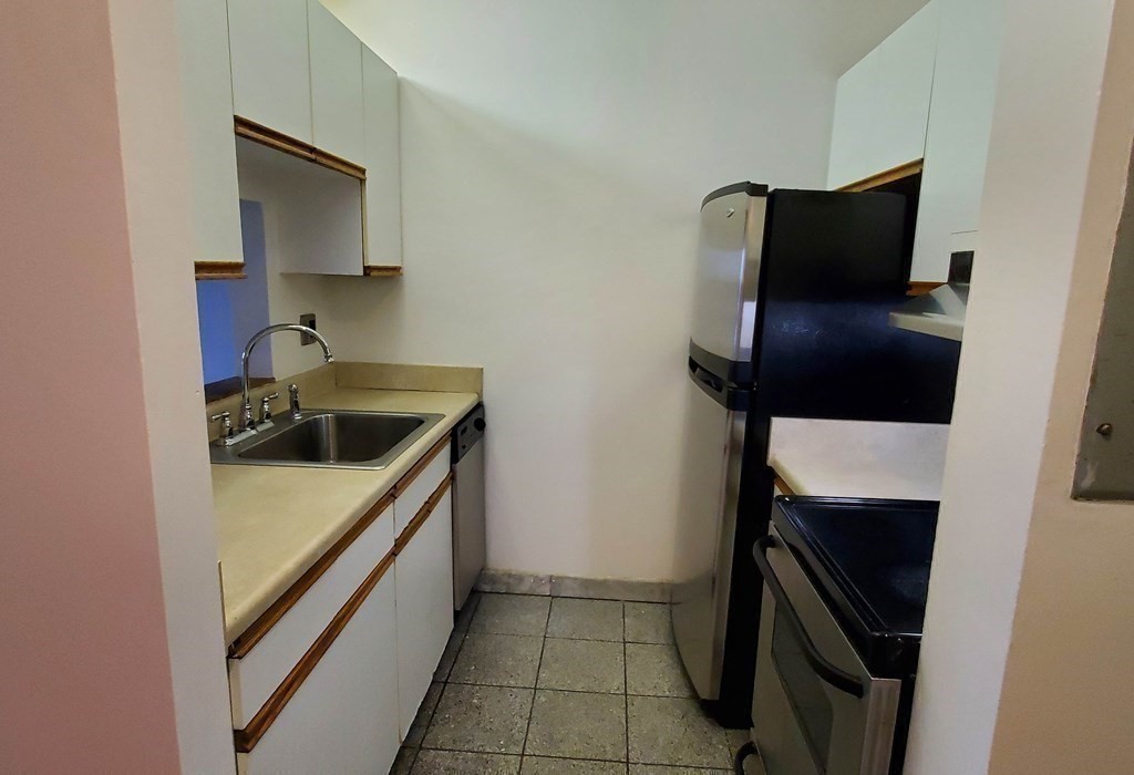 133 Commander Shea Boulevard, Unit 315 Quincy, MA 02171 - Photo 9 of 16