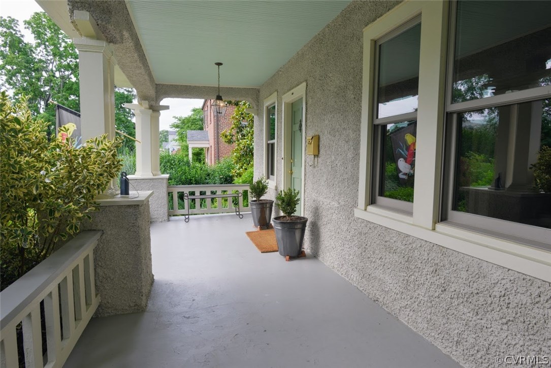 4208 Brook Road Richmond, VA 23227 - Photo 7 of 38 Gallery Image 7