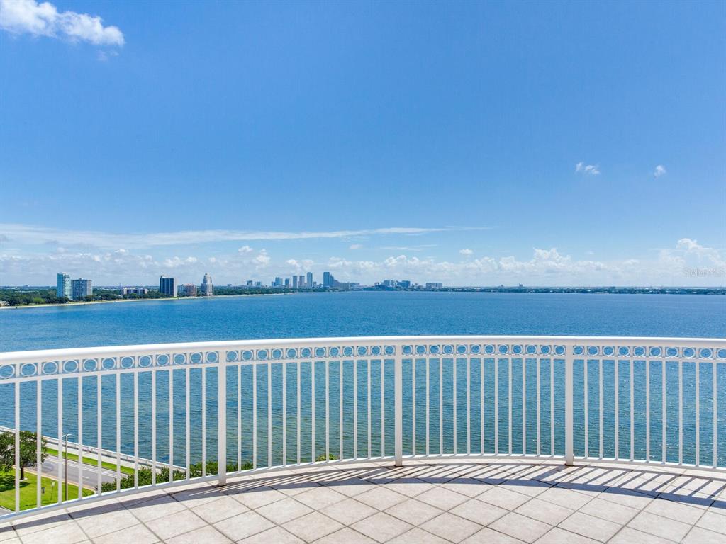 3507 Bayshore Boulevard, Unit 1202 Tampa, FL 33629 - Photo 43 of 68 a view of a terrace from a terrace