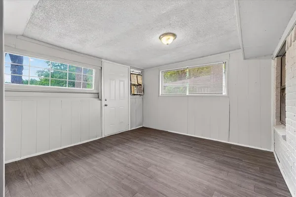 $1,695 | 10517 Castlerock Drive, Dallas, TX 75217