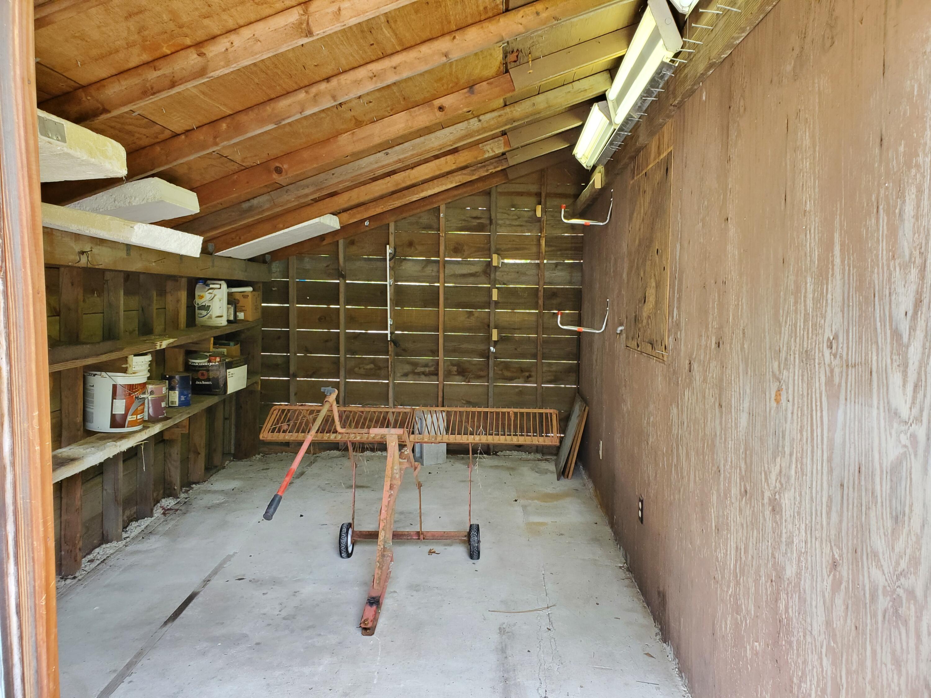6197 Sundew Street Crestview, FL 32539 - Photo 31 of 34 Storage for yard equipment