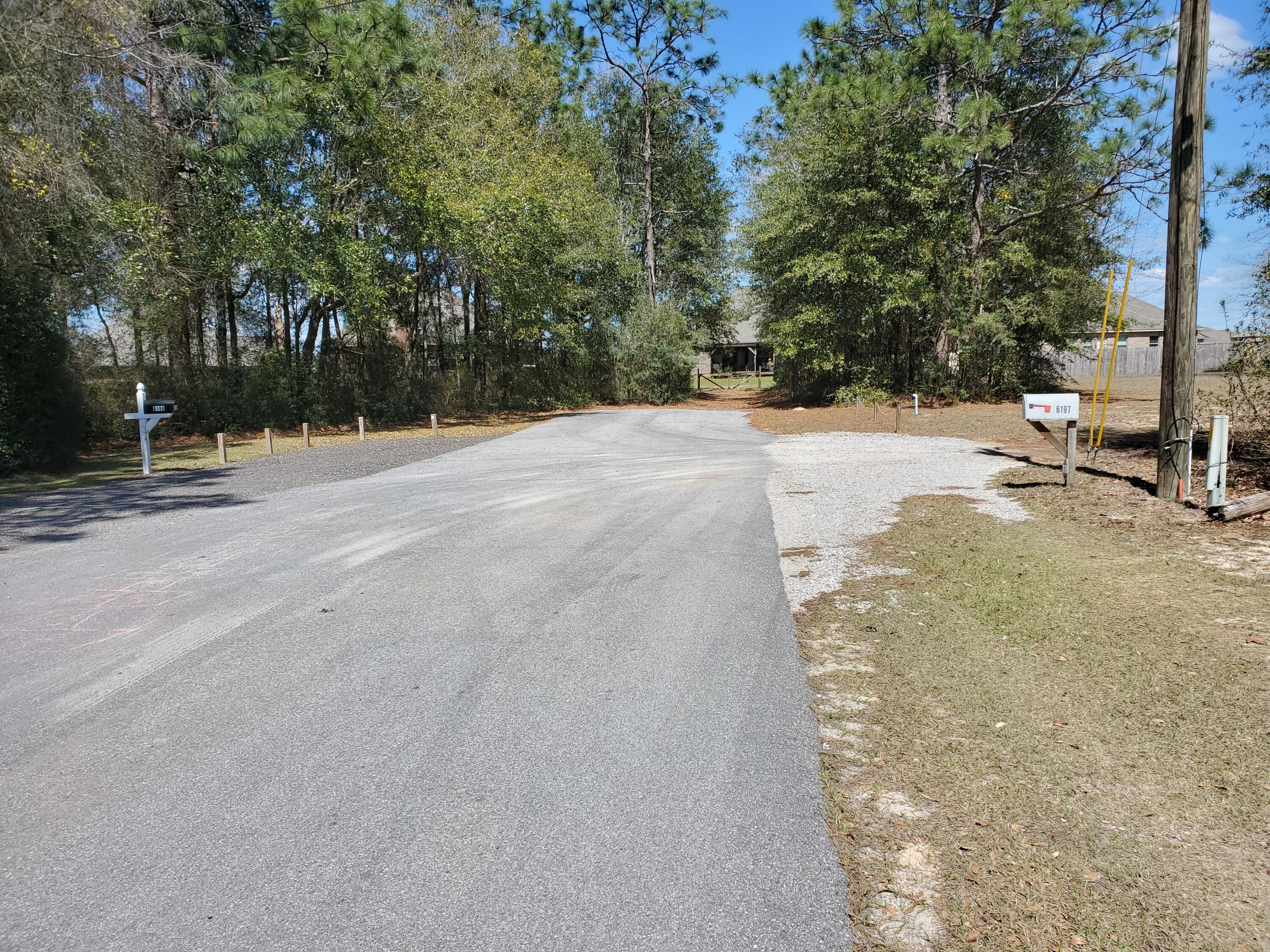6197 Sundew Street Crestview, FL 32539 - Photo 34 of 34 No through traffic here!