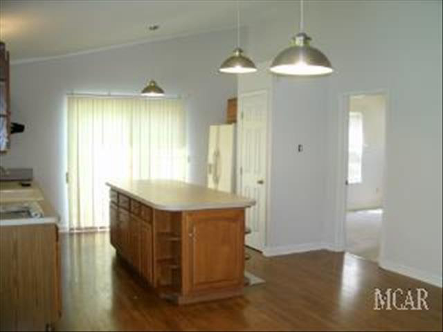 13755 Alton Road Monroe, MI 48161 - Photo 5 of 9 20397834-4.JPG