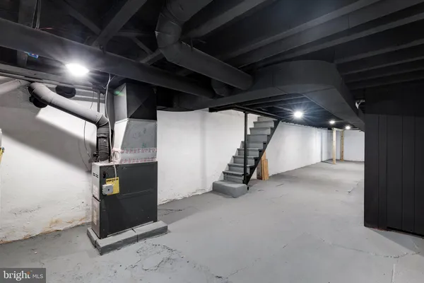 $2,100 | 6205 Elmwood Avenue, Philadelphia, PA 19142