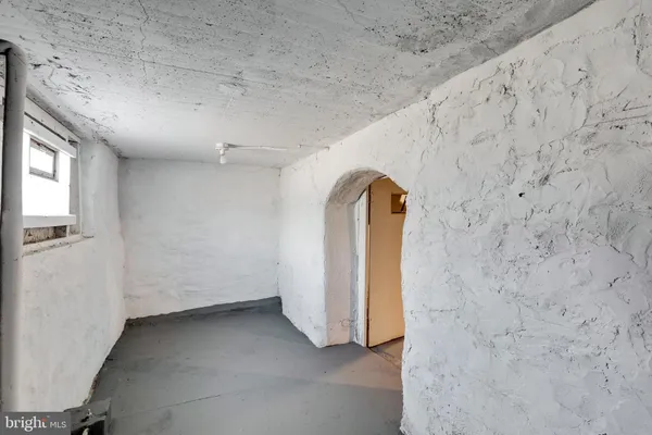 $2,100 | 6205 Elmwood Avenue, Philadelphia, PA 19142