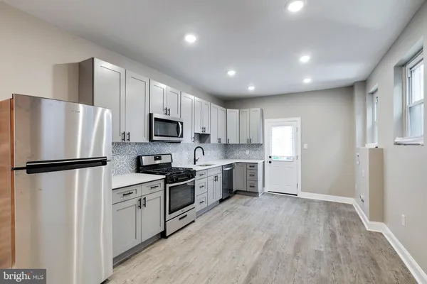 $2,100 | 6205 Elmwood Avenue, Philadelphia, PA 19142