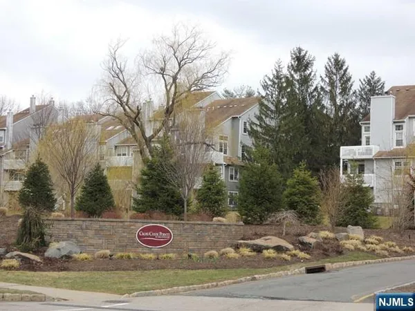 $3,500 | 8 Markham Circle, Englewood, NJ 07631