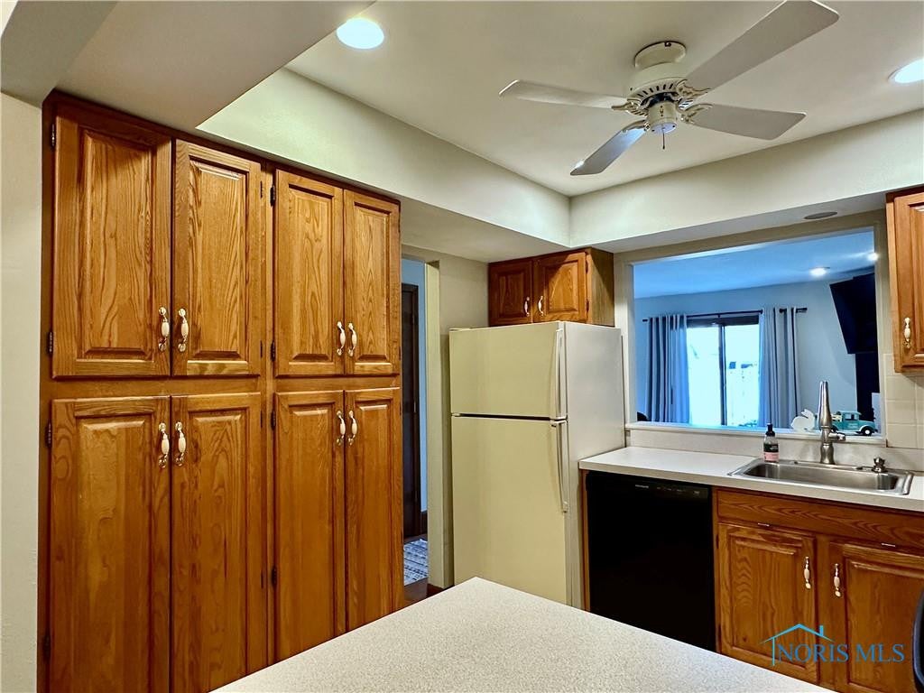 1178 Hidden Ridge Road, Unit D Toledo, OH 43615 - Photo 14 of 45 Gallery Image 14