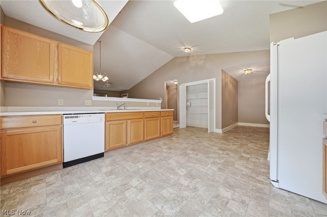 6000 Lake Road West, Unit 423 Ashtabula, OH 44004 - Photo 28 of 35