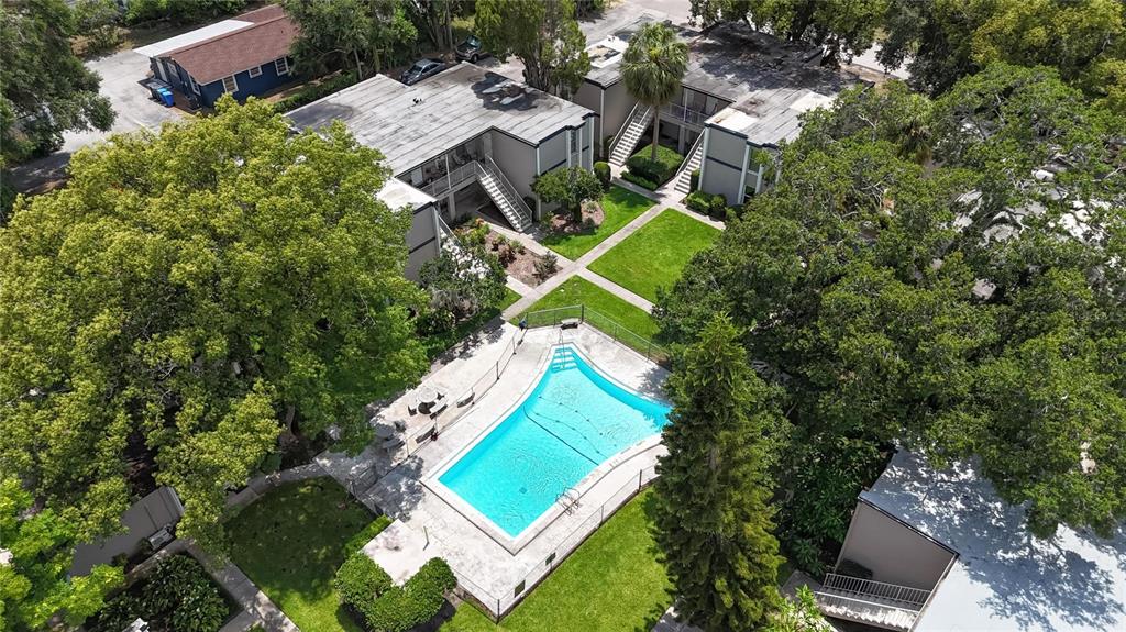 125 Picardy Villa Circle, Unit 100 Brandon, FL 33510 - Photo 40 of 52 an aerial view of a house