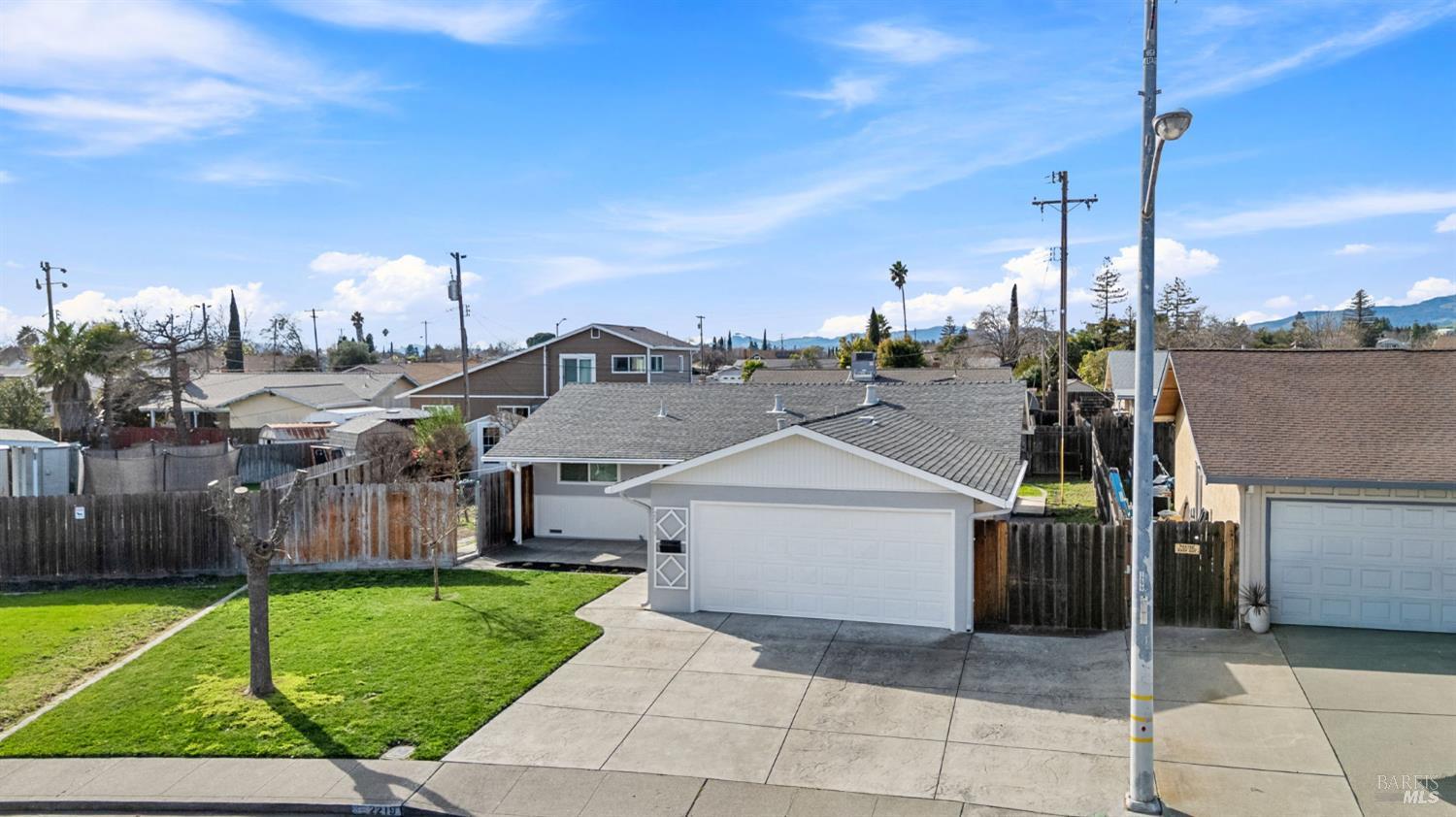 2219 Santa Clara Street Fairfield, CA 94533 - Photo 33 of 37