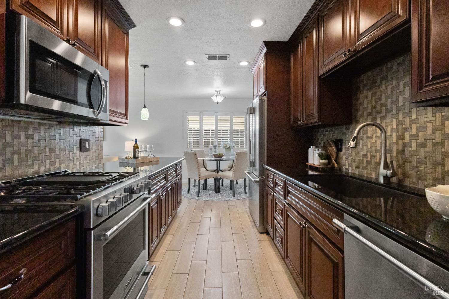 2219 Santa Clara Street Fairfield, CA 94533 - Photo 6 of 37