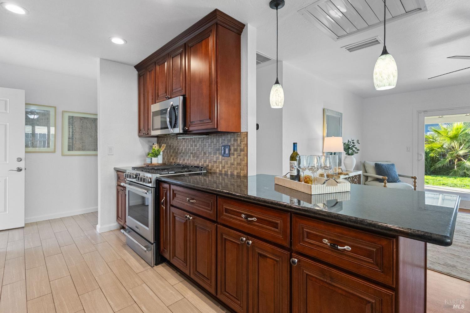 2219 Santa Clara Street Fairfield, CA 94533 - Photo 9 of 37