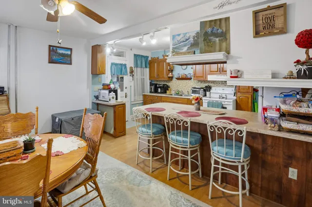 a table and chairs in a room