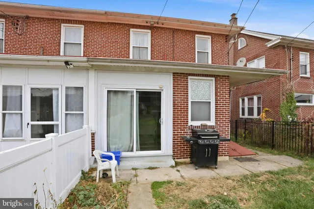 front view of house with a yard