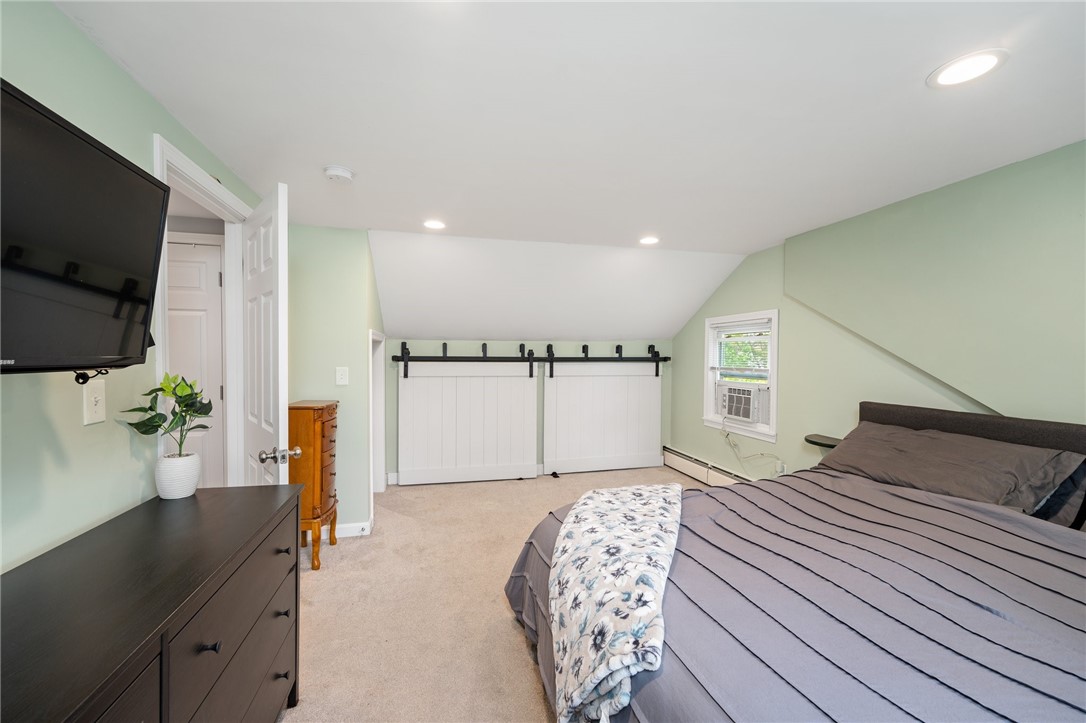 283 Old County Road Smithfield, RI 02917 - Photo 22 of 38