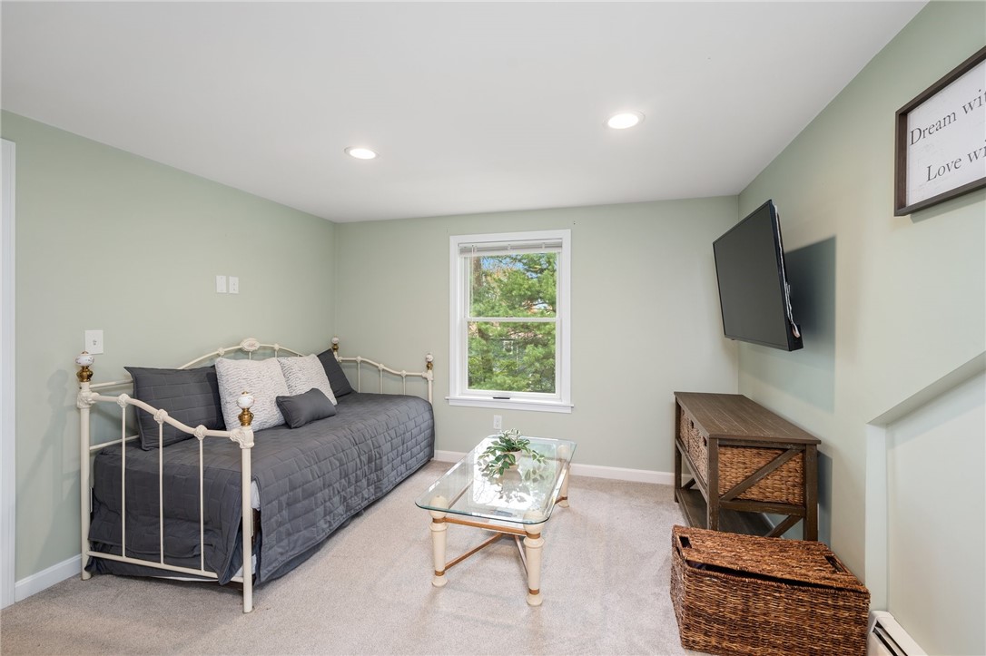 283 Old County Road Smithfield, RI 02917 - Photo 24 of 38