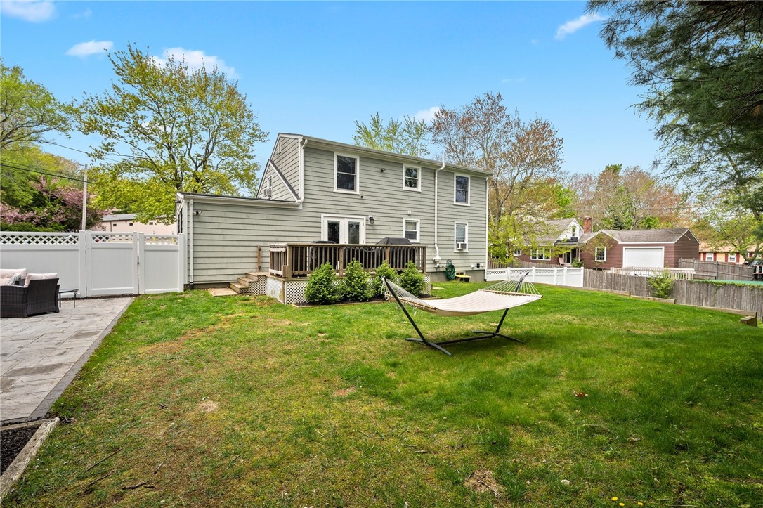 283 Old County Road Smithfield, RI 02917 - Photo 34 of 38