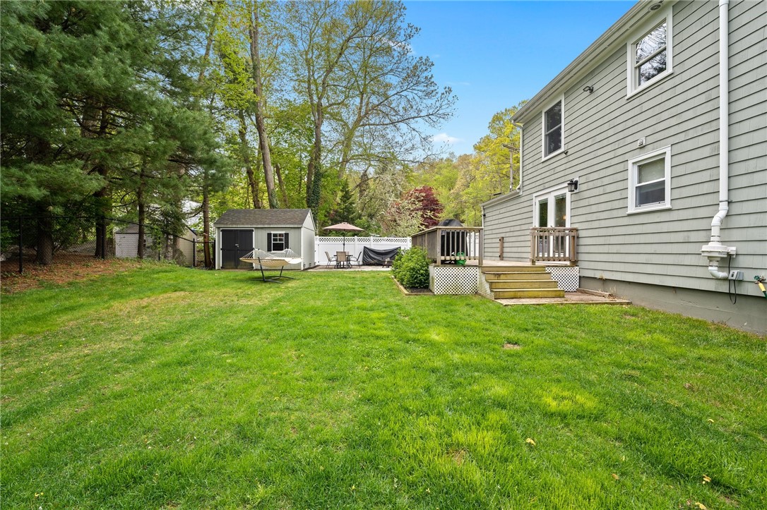 283 Old County Road Smithfield, RI 02917 - Photo 35 of 38