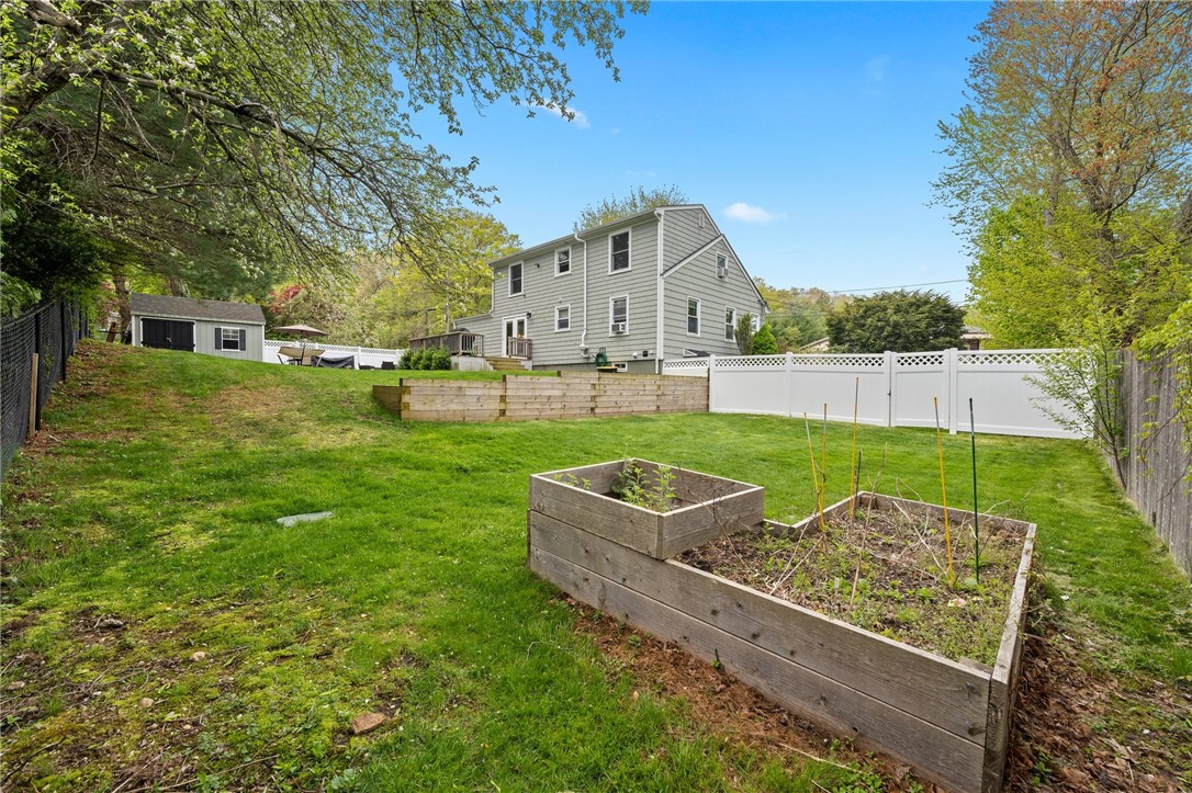 283 Old County Road Smithfield, RI 02917 - Photo 36 of 38