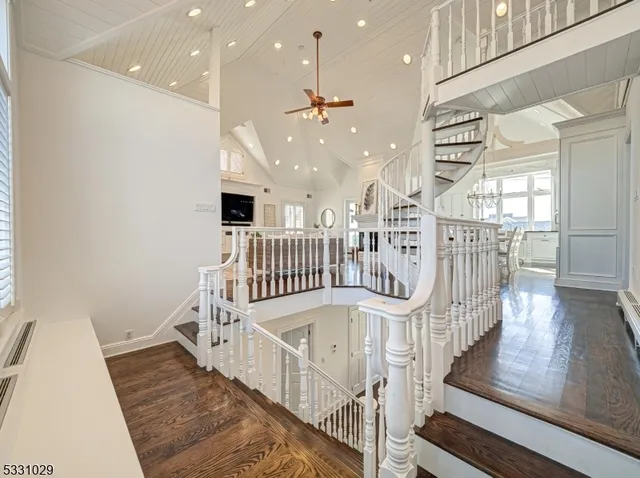 a view of entryway with a front door